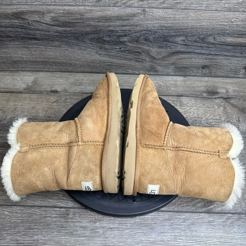 UGG MINI BAILEY BUTTON WOMEN BOOTS CHESTNUT SIZE US 3